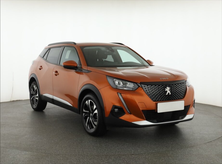 Peugeot 2008, 1.2 PureTechActive Pack , ČR,2.maj,,