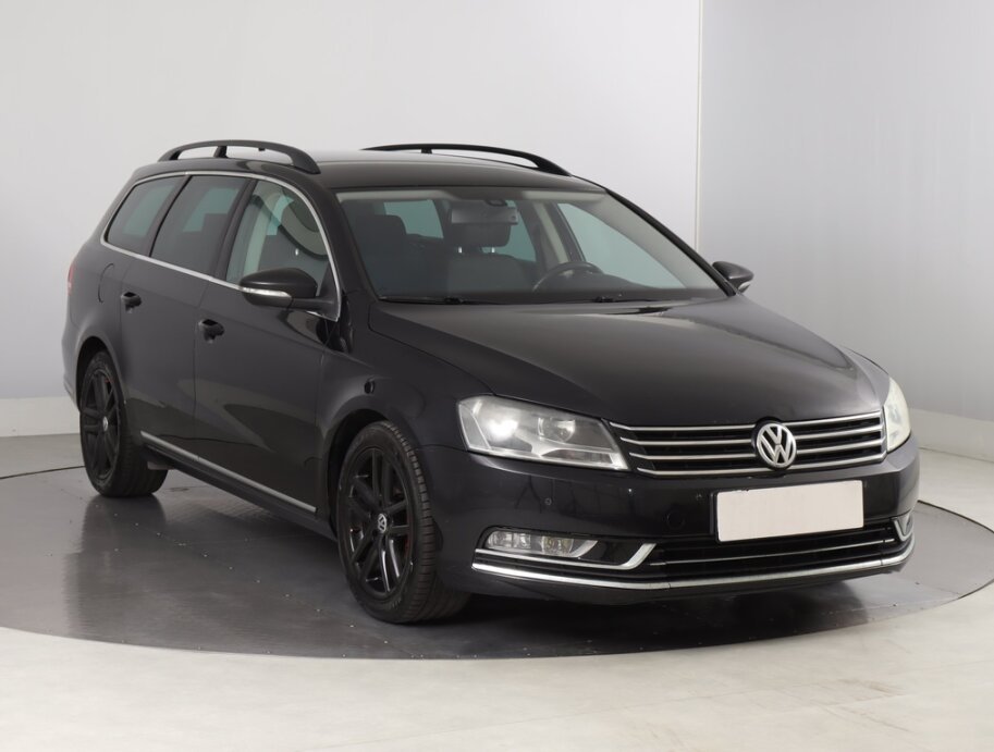VW Passat, 2.0 TDIComfortline , Navi, Klima,,