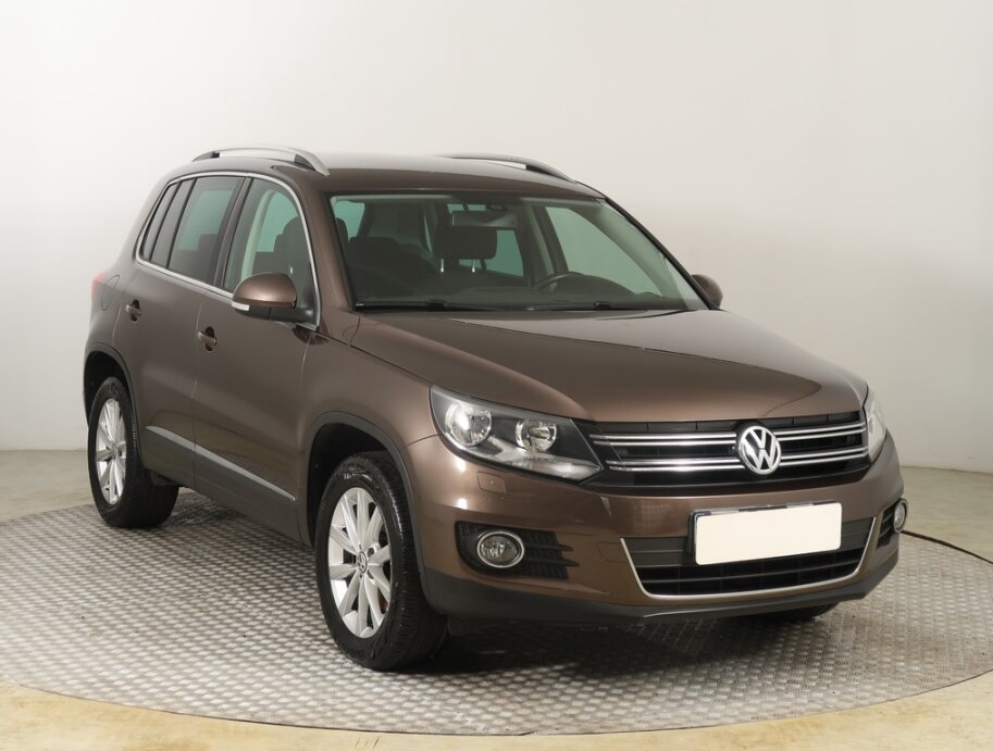 VW Tiguan, 1.4 TSISport , Serv.kniha, Navi,, SUV,