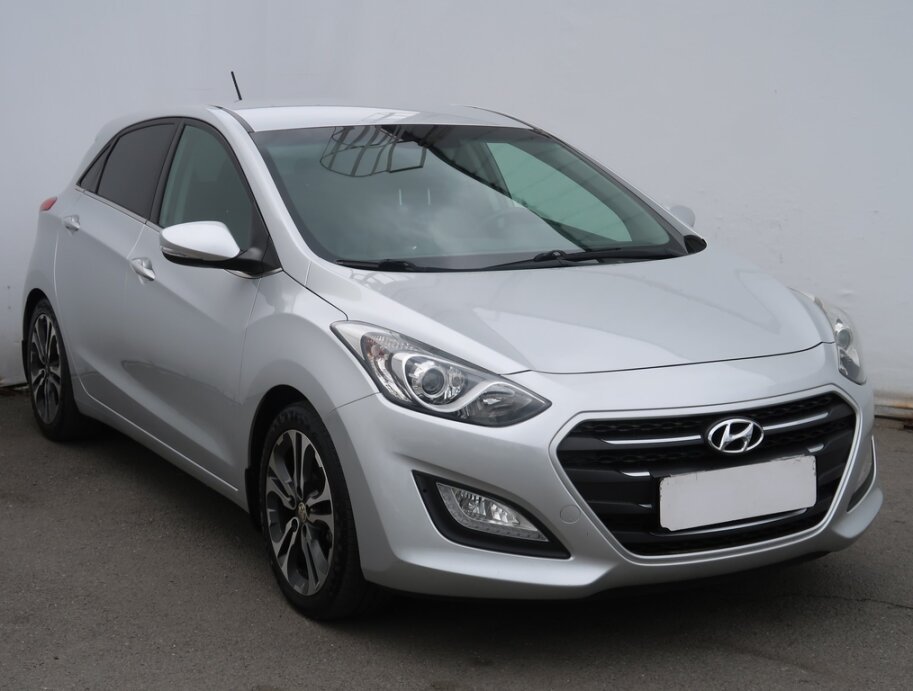 Hyundai i30, 1.6 MPI, Serv.kniha, Klima, Tempomat,