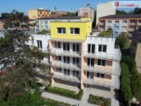 Byt 3+kk, 66 m2 s balkonem a parkov