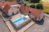 Prodej rodinného domu o třech bytov