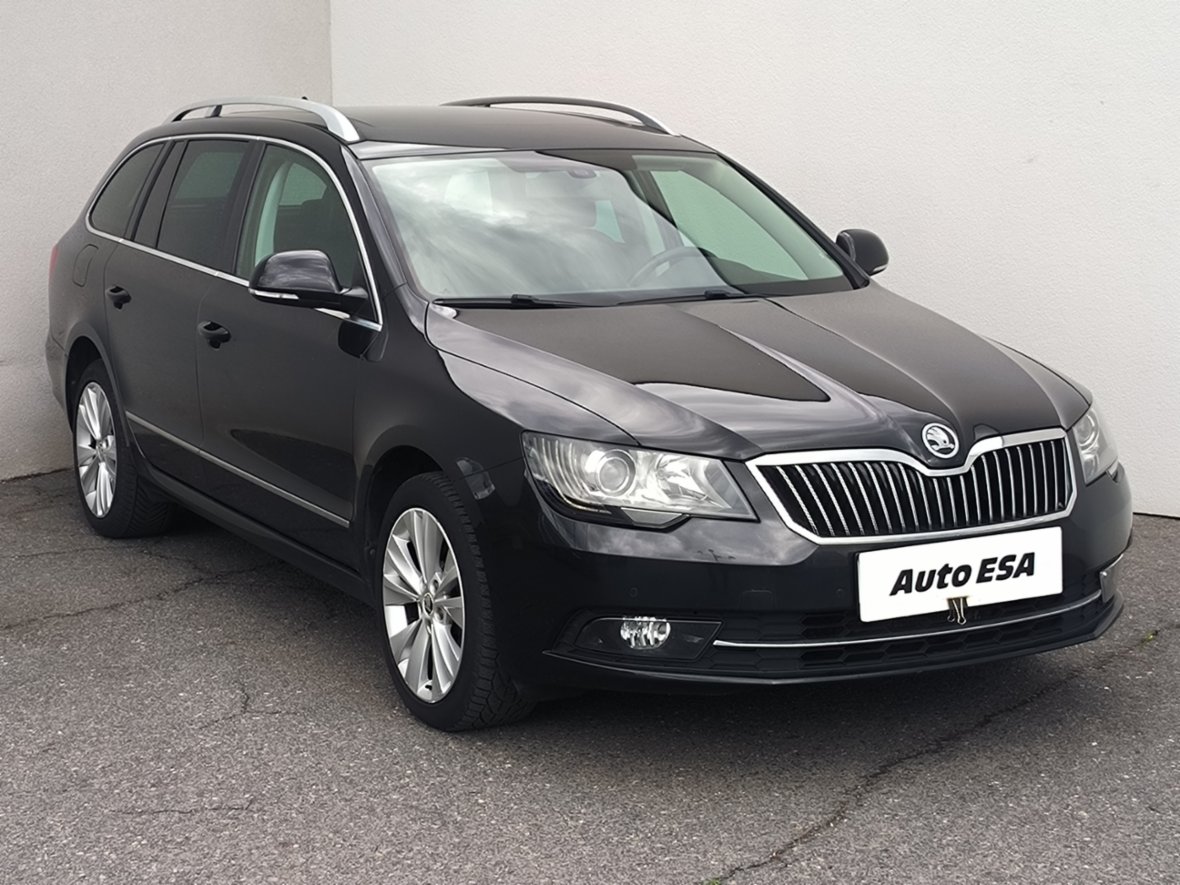 Škoda Superb II, 4x4 2.0 TDi, DSG, bixen, kombi,