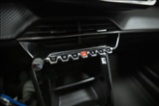 Peugeot 2008, 1,2 i ČR 1. MAJ SERVIS, SUV, benzin