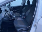 Peugeot 2008, 1.2 PT, ČR, AC, temp, SUV, benzín