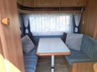 Hobby 440 de luxe, pro 4 osoby, včetně s