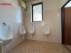 Prodej komerčního objektu 1 606 m² - Kunovice