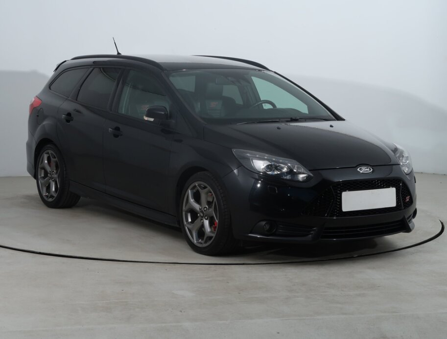 Ford Focus, 2.0 EcoBoost ST, Kůže, Navi, Bi-Xenony
