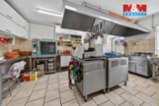Restaurace, stravování, 879 m², Studená 