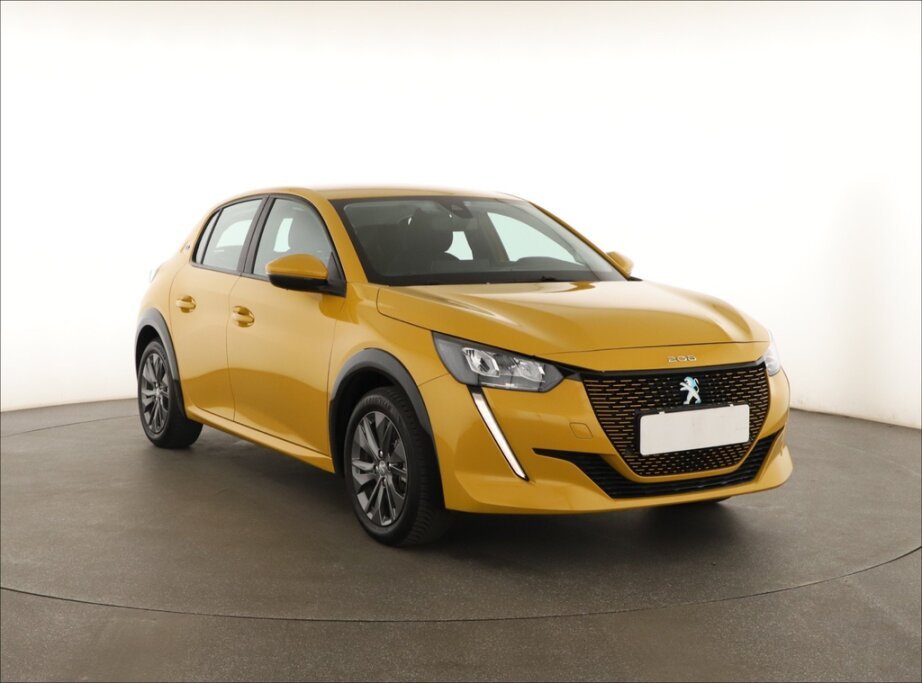 Peugeot e-208, 50 kWh, SoH 89%, Automat,,