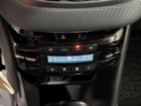 Peugeot 208, 1.2i, 1.maj, Navigace, hatchback,