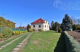 Prodej domu 6+kk, 210 m2 Statenice, velký pozemek 1367 m2