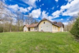Usedlost u Třeboně s projektem na 13 apartmánů – skvělá investice