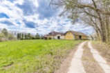 Usedlost u Třeboně s projektem na 13 apartmánů – skvělá investice