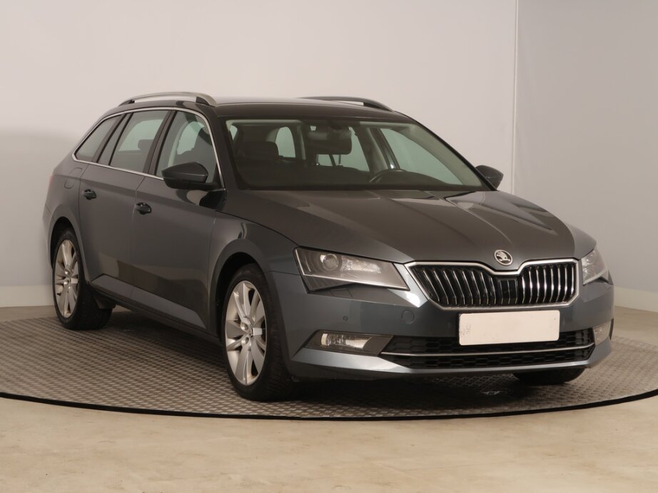 Skoda Superb, 2.0 TDIStyle , ČR,2.maj, Bi-Xenony,,