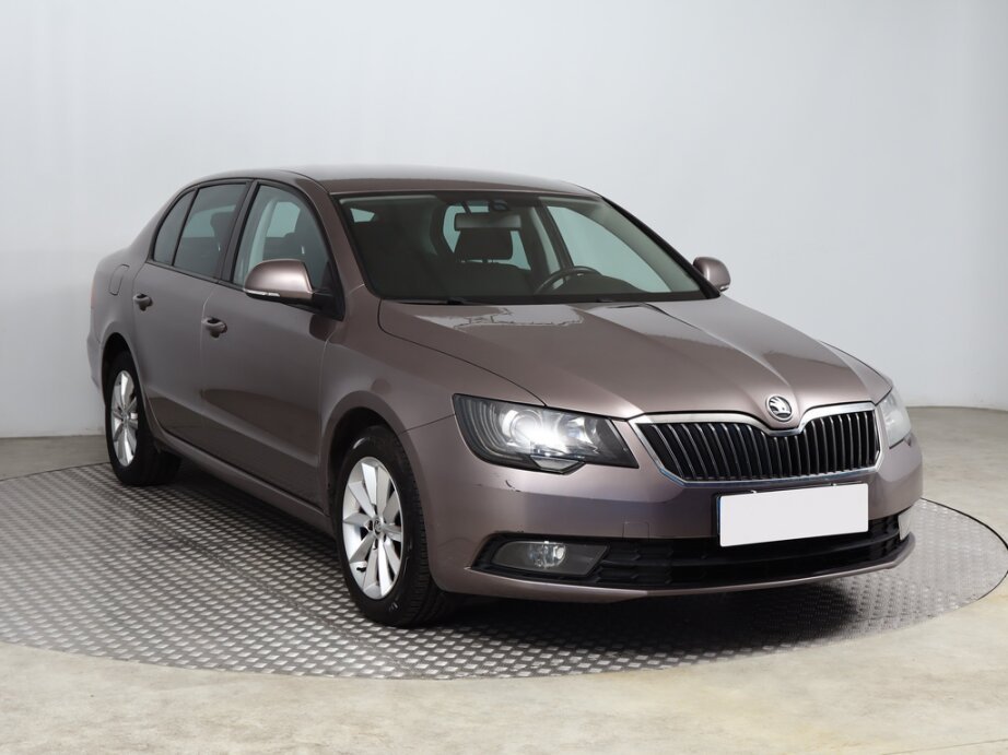 Skoda Superb, 2.0 TDIAmbition , ČR,2.maj,,