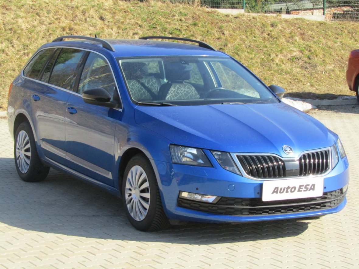 Škoda Octavia III, 2.0 TDi, DSG, xenon, kombi,