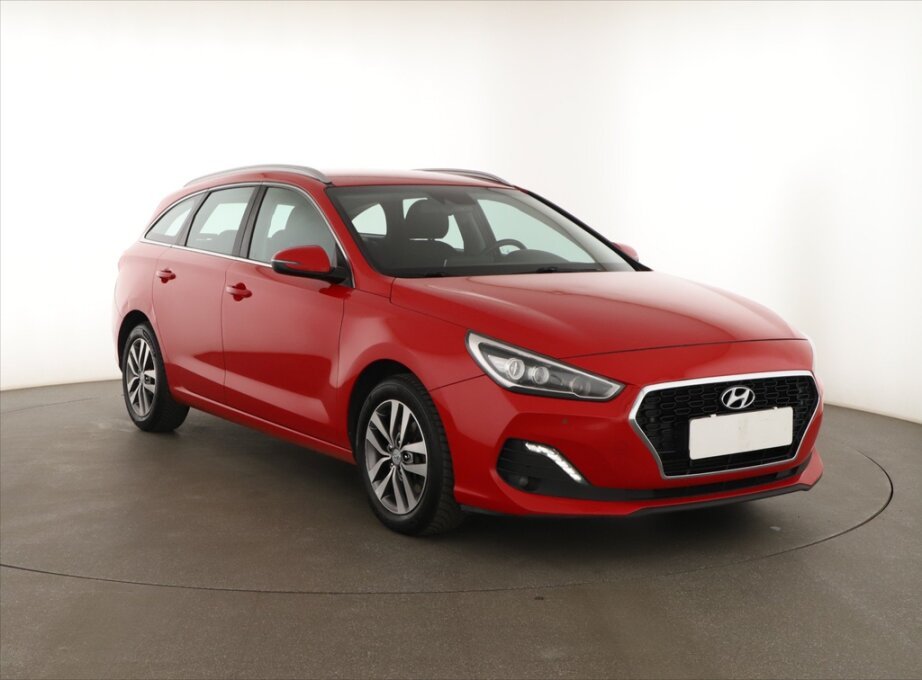 Hyundai i30, 1.4 T-GDI, ČR,1.maj, Serv.kniha, Navi