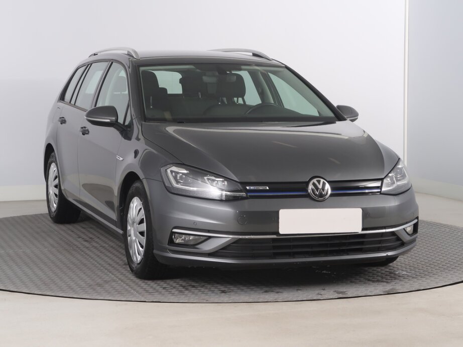 VW Golf, 1.5 TSI, ČR,2.maj, Serv.kniha,, Combi,