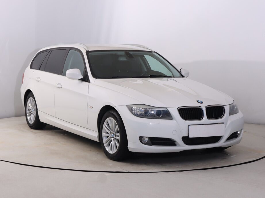 BMW Řada 3, 318 d, Serv.kniha, Xenony, Klima,,