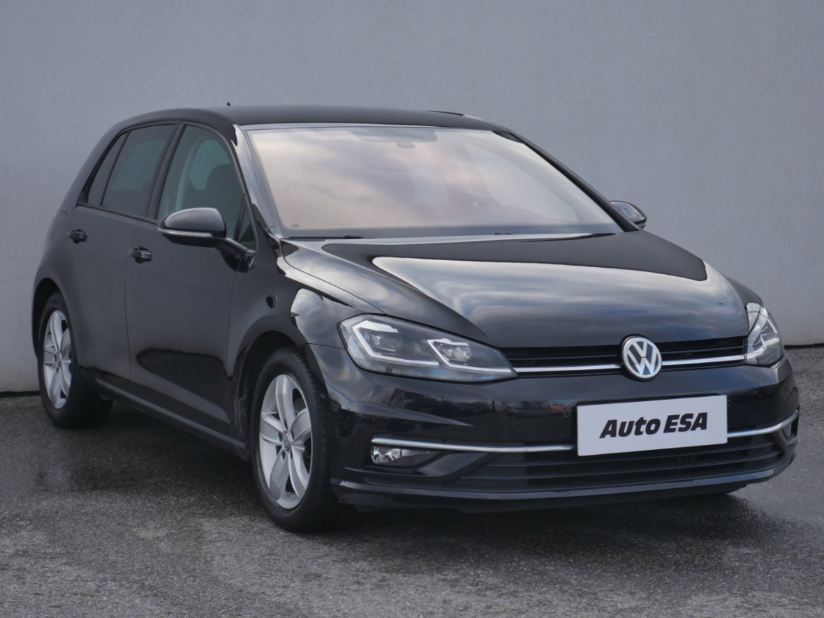 Volkswagen Golf, 1.4 TSI, ČR, LED, AC, hatchback,