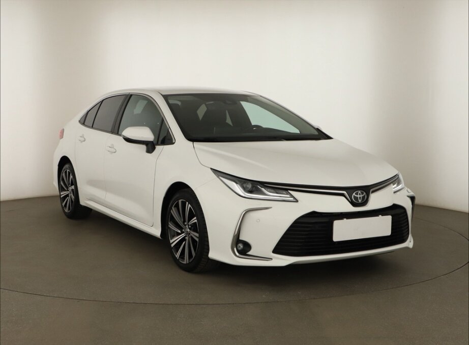 Toyota Corolla, 1.5 VVT-iComfort ,, Sedan/Saloon,