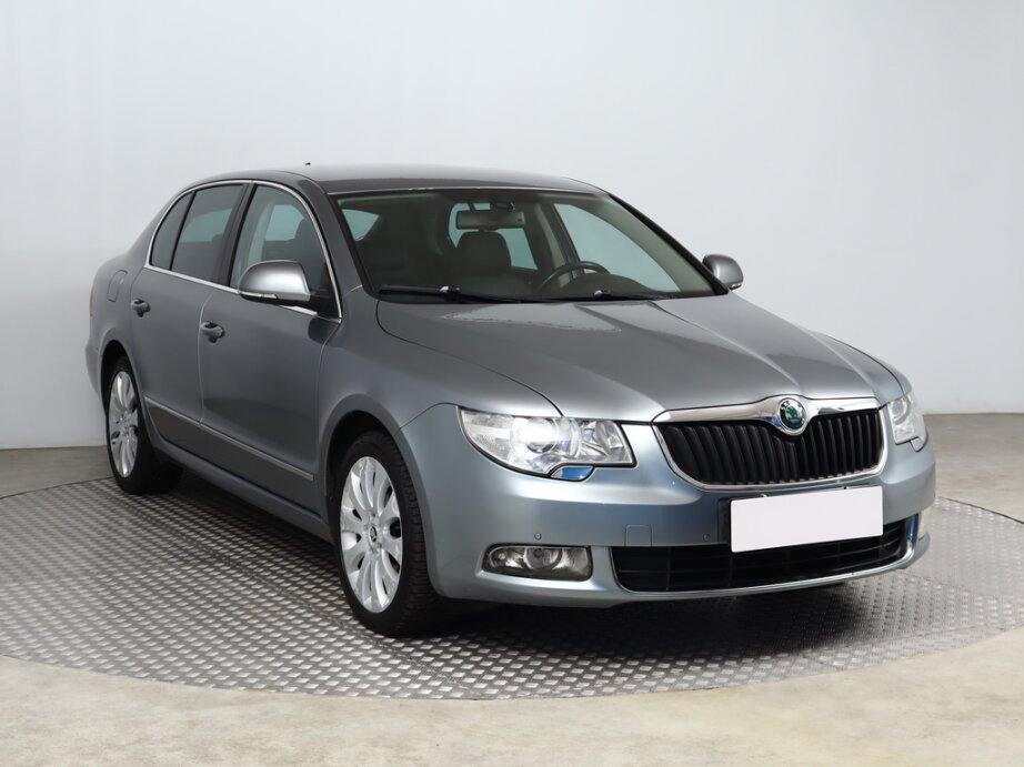 Skoda Superb, 2.0 TDIElegance , Automat, Navi,,