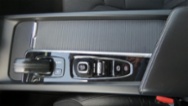 Volvo XC60, B4 FWD Momentum Auto, SUV, nafta