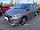 Peugeot 208, 1.2i, ČR, AC, temp, hatchback, benzín
