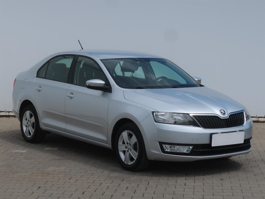 Skoda Rapid, 1.2 TSIAmbition , ČR,1.maj,,