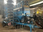 8m secí stroj 32radlic 8.5t, r.v. 2010, barva
