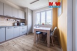 Prodej bytu 4+1, 74 m², Větrušice, ul. Jižní