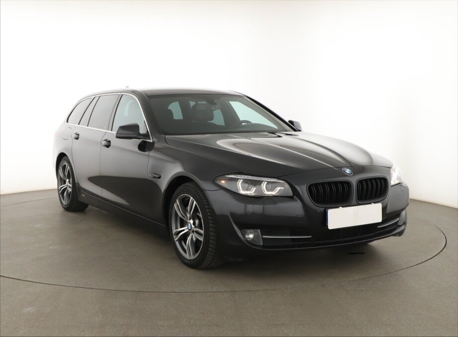 BMW Řada 5, 530d xDrive, 4X4, Automat, Kůže, Navi,