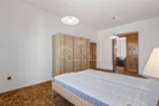 Pronájem prostorného mezonetového bytu 5+kk, 184 m and sup2 , ul. Kateřinská, Praha 2  Nové Město