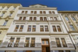 Pronájem prostorného mezonetového bytu 5+kk, 184 m and sup2 , ul. Kateřinská, Praha 2  Nové Město