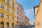 Pronájem prostorného mezonetového bytu 5+kk, 184 m and sup2 , ul. Kateřinská, Praha 2  Nové Město