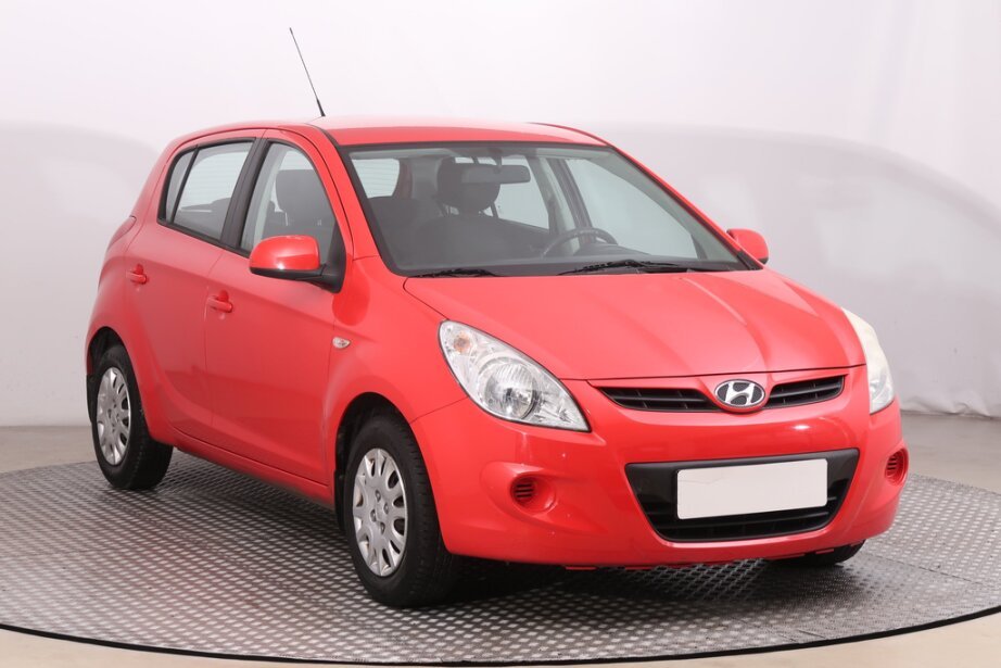 Hyundai i20, 1.2, ČR,1.maj, po STK, Tažné,,