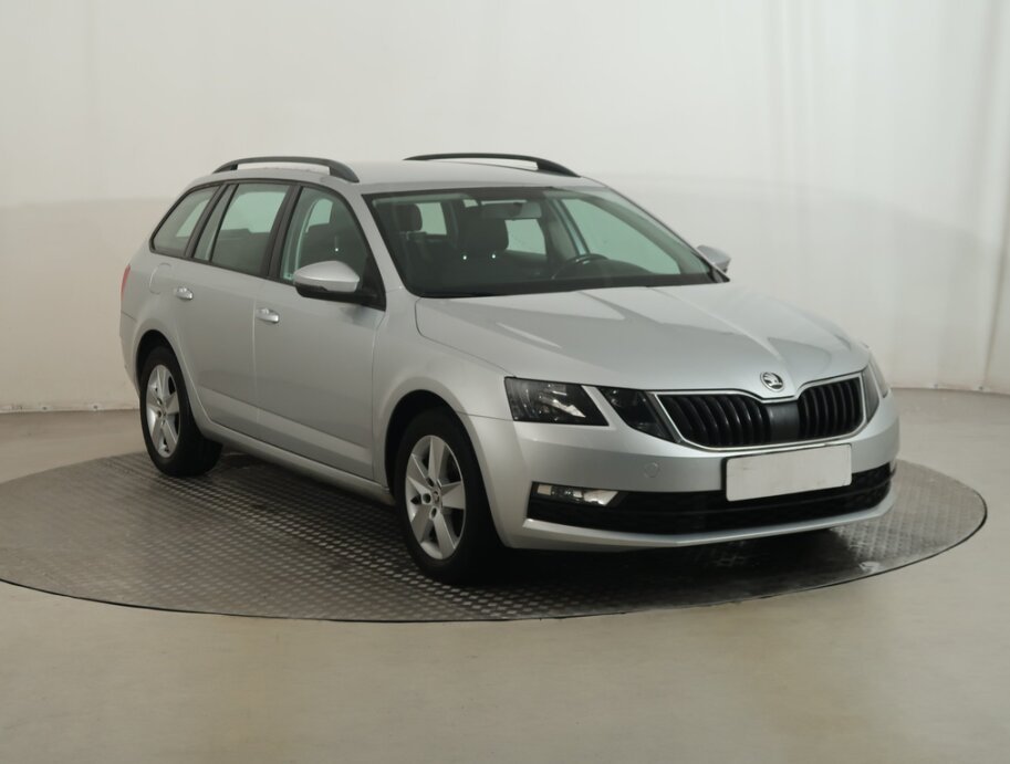 Skoda Octavia, 1.6 TDI, ČR,2.maj, Tempomat,, Combi