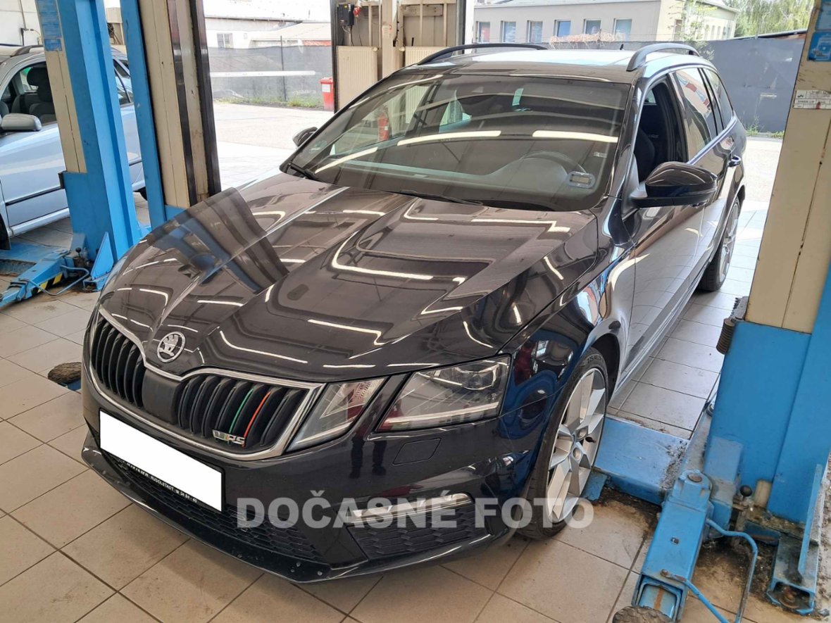 Škoda Octavia III, RS 2.0 TDi, servis.kniha, AT,