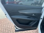 Peugeot 5008, 1.5 BlueHDi GT-Line LED Kamera, MPV,