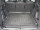 Peugeot 5008, 1.2PTre, 1.maj,ČR, SUV, benzín