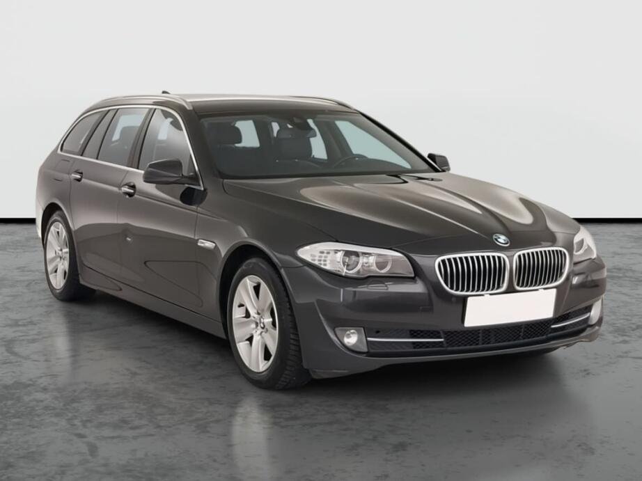 BMW Řada 5, 520d, Kůže, Navi, Bi-Xenony,, Combi,