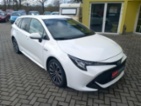 Toyota Corolla, 1,8 NAVI VYHŘ.VOLANT ODPOČET !,