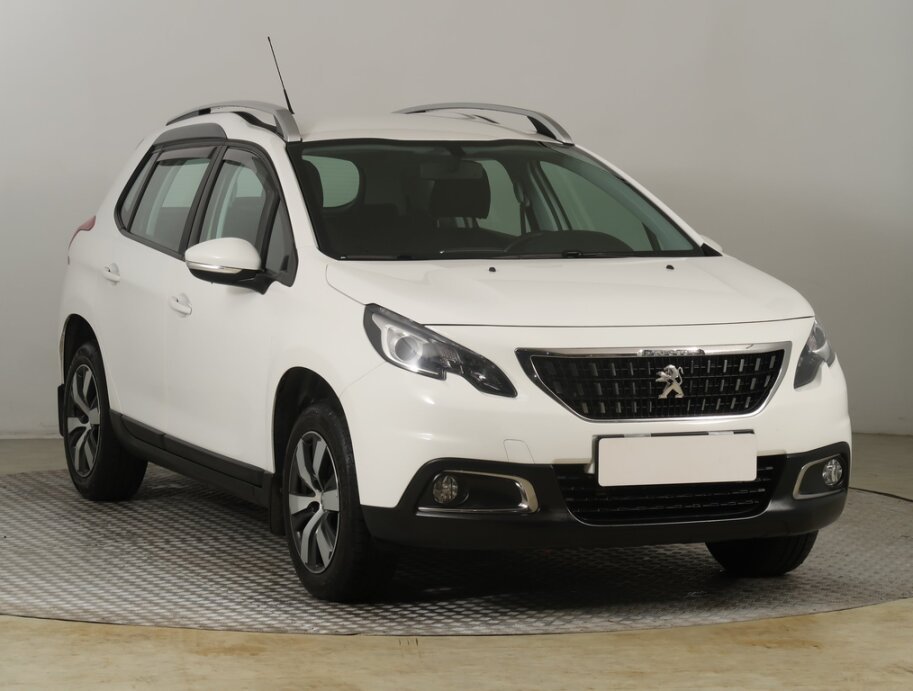 Peugeot 2008, 1.2 PureTech, ČR,2.maj, Serv.kniha,