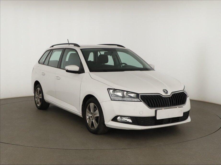 Skoda Fabia, 1.0 TSIAmbition , ČR,1.maj, Tempomat,