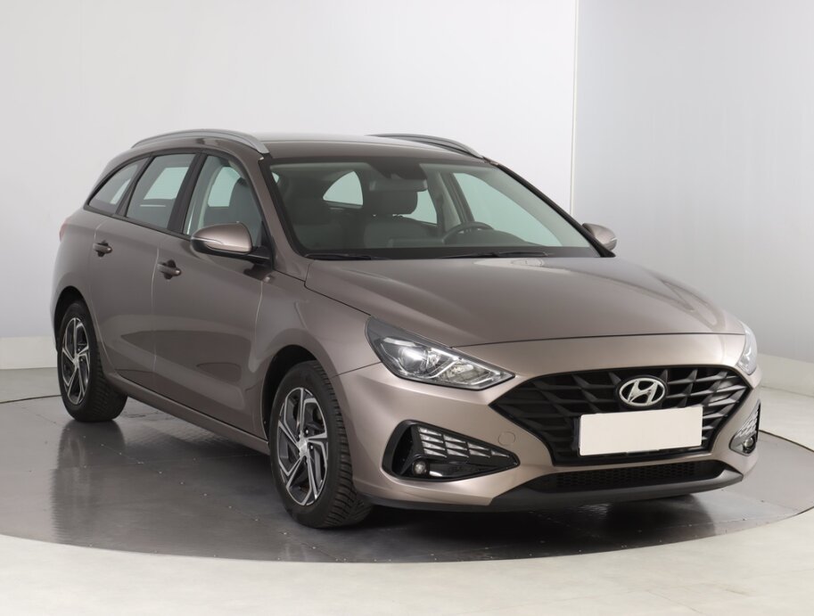 Hyundai i30, 1.6 CRDiComfort , ČR,2.maj, Serv