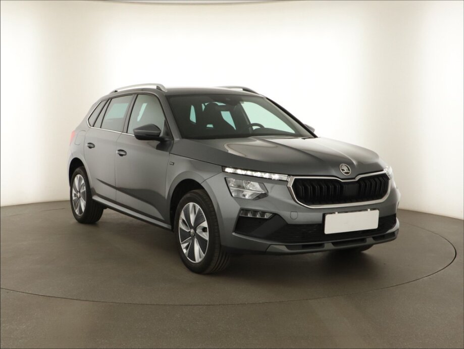Skoda Kamiq, 1.0 TSI, Drive, Vyhřívané čelní okno,