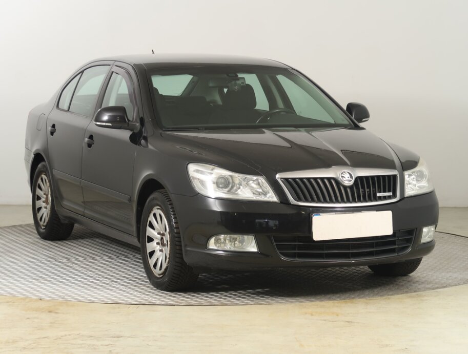 Skoda Octavia, 1.6 TDIAmbiente , nová STK, Tažné,,