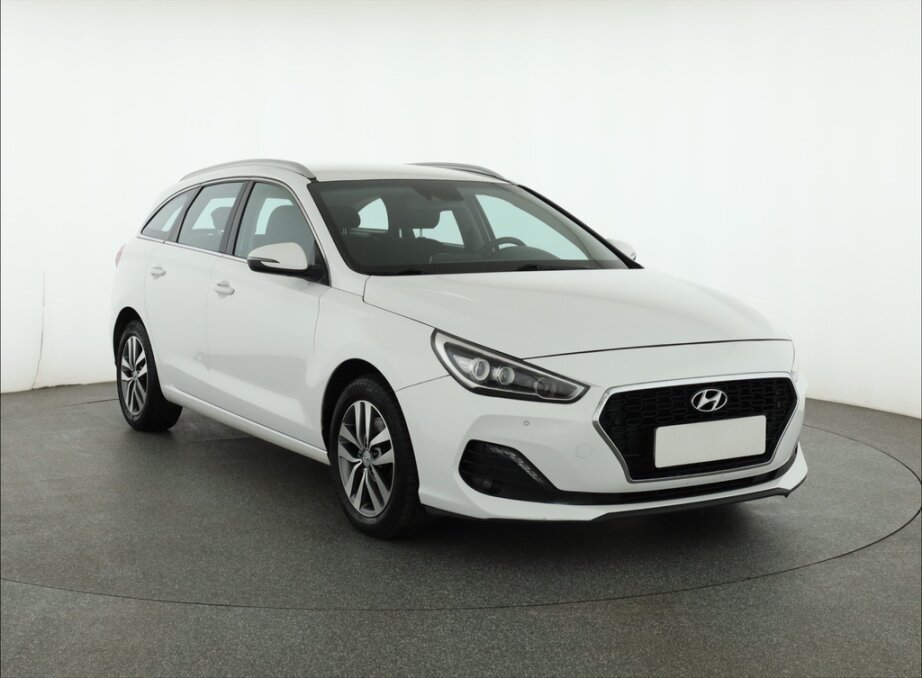 Hyundai i30, 1.6 CRDi, Navi, Tempomat,, Combi,