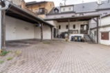 Restaurace Heller s velkou půdou pro ubytovací jednotky v Doksech  